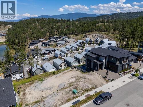 3183 Hilltown Drive, Kelowna, BC 