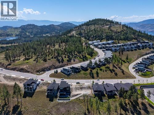 3183 Hilltown Drive, Kelowna, BC 