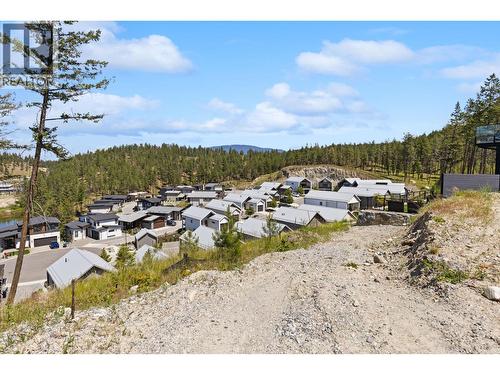 3183 Hilltown Drive, Kelowna, BC 