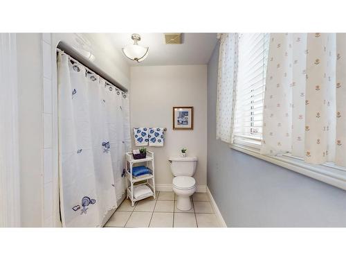 39 Cheyne Drive, St. John'S, NL - Indoor Photo Showing Bathroom