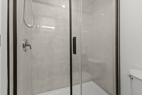 Bathroom - 411-4500 Av. Bourret, Montréal (Côte-Des-Neiges/Notre-Dame-De-Grâce), QC 