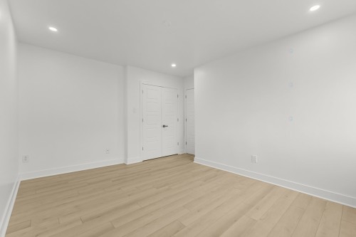 Bedroom - 411-4500 Av. Bourret, Montréal (Côte-Des-Neiges/Notre-Dame-De-Grâce), QC 