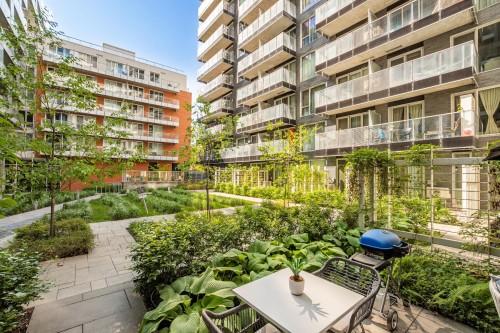 Terrasse - 114-700 Rue St-Paul O., Montréal (Ville-Marie), QC 