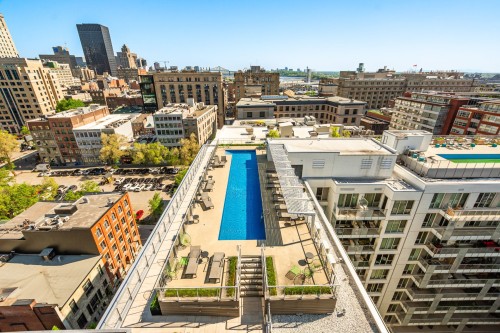 Piscine - 114-700 Rue St-Paul O., Montréal (Ville-Marie), QC 