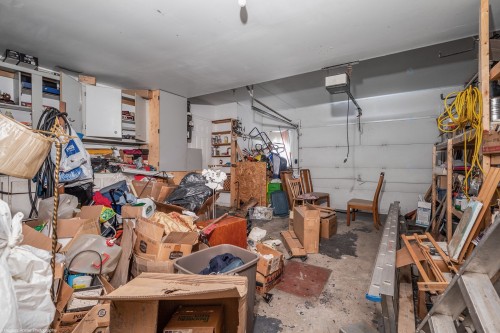 Garage - 348 Rue Sauriol, Saint-Eustache, QC 