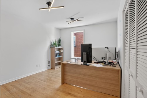 Commerce - 961Z  - 967Z Rue De St-Jovite, Mont-Tremblant, QC - Indoor Photo Showing Office