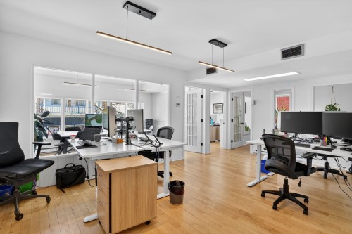 Commerce - 961Z  - 967Z Rue De St-Jovite, Mont-Tremblant, QC - Indoor Photo Showing Office
