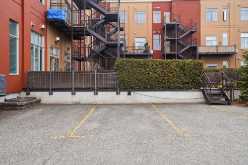 Stationnement - 700-24 Rue Waterman, Saint-Lambert, QC - Outdoor