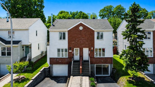 4205 Rue Frenette  Laval (Fabreville), QC H7R 4R4