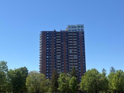 705-285 Rue Laurier Gatineau (Hull), QC J8X 3W9