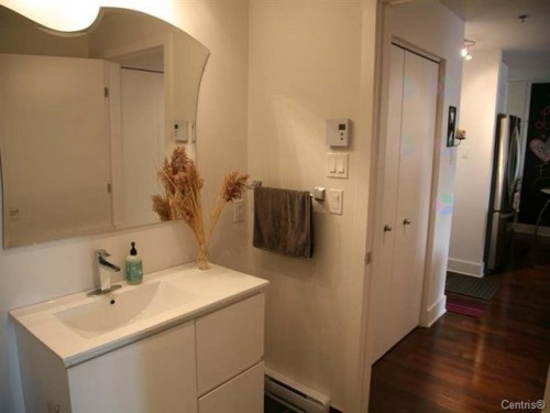 Bathroom - 306-2285 Av. Ekers, Mont-Royal, QC 