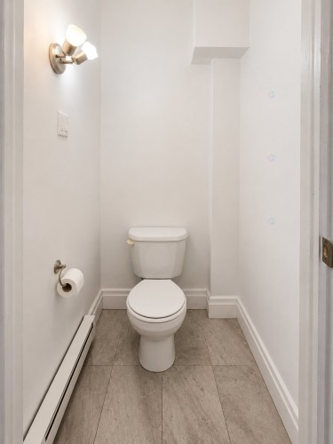 Salle d'eau - 4249 Av. Des Érables, Montréal (Le Plateau-Mont-Royal), QC 