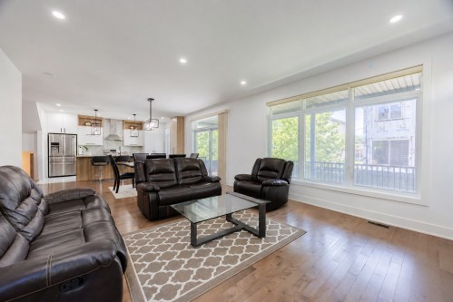 Salon - 5761 Rue Aline, Brossard, QC - Indoor Photo Showing Living Room