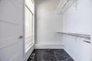 Penderie (Walk-in) - 5761 Rue Aline, Brossard, QC  - Indoor With Storage 
