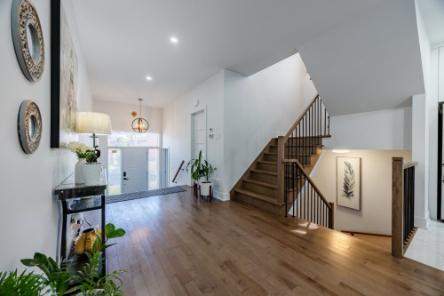 Escalier - 5761 Rue Aline, Brossard, QC - Indoor Photo Showing Other Room