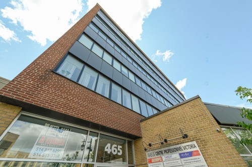 Façade - 465 Av. Victoria, Saint-Lambert, QC 