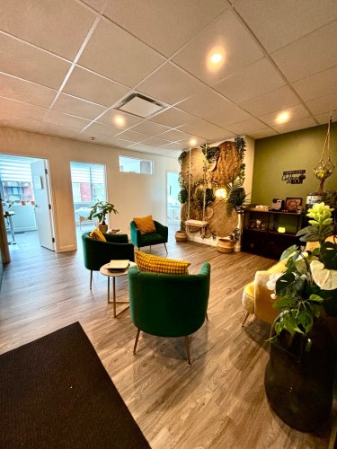 Réception - 465 Av. Victoria, Saint-Lambert, QC 
