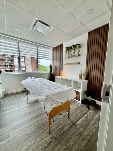 Autre - 465 Av. Victoria, Saint-Lambert, QC 