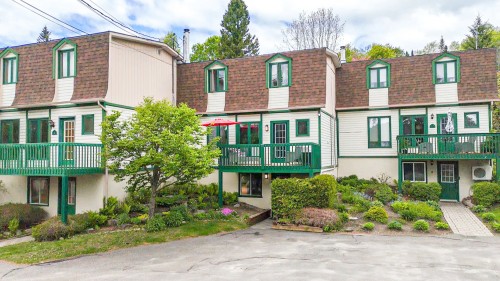 7-255 Rue Séraphin  Sainte-Adèle, QC J8B 2G4