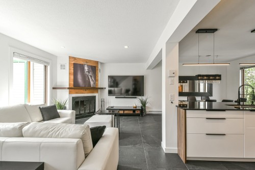 Living Room - 7-255 Rue Séraphin, Sainte-Adèle, QC 