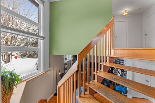 Staircase - 61 18E Avenue, Deux-Montagnes, QC 