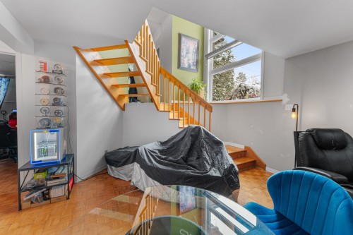 Staircase - 61 18E Avenue, Deux-Montagnes, QC 