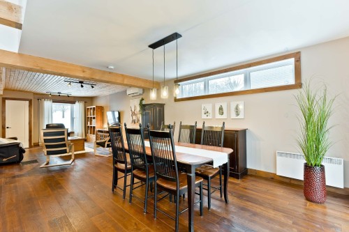 Salle à manger - 31 Rue Thornton N., Coaticook, QC - Indoor Photo Showing Dining Room