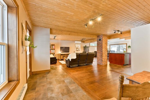 Hall d'entrée/Vestibule - 31 Rue Thornton N., Coaticook, QC - Indoor