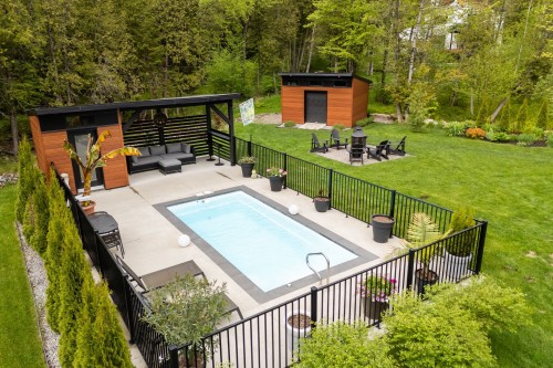 Piscine - 58 Rue Des Mésanges, Orford, QC - Outdoor With In Ground Pool With Deck Patio Veranda