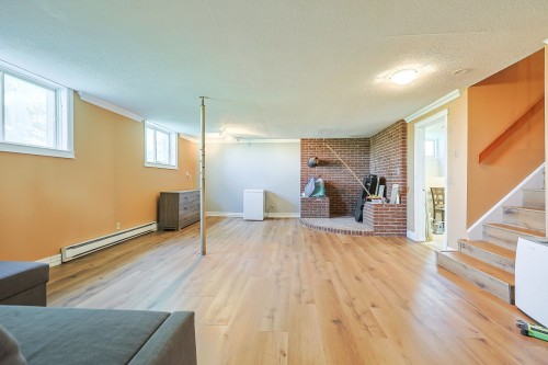 Salle familiale - 643 Ch. Pierre-Laporte, L'Ange-Gardien, QC 