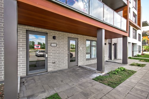 Entry - 320-5505 Rue De Châteauneuf, Brossard, QC 
