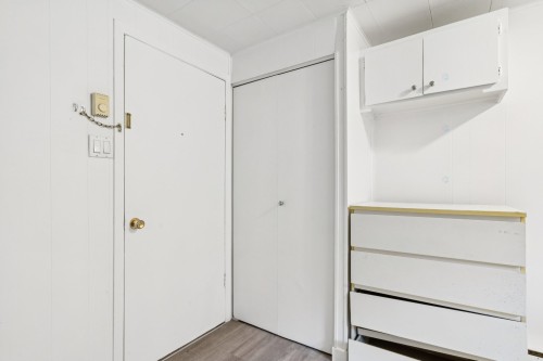 Hall d'entrée/Vestibule - 4-265 7E Avenue, L'Île-Perrot, QC 