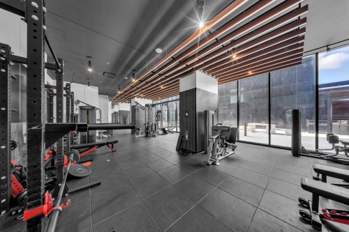 Exercise Room - 5106-1245 Rue De Bleury, Montréal (Ville-Marie), QC 