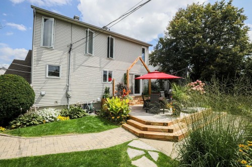 Cour - 149 Rue Joseph-Véronneau, Sainte-Julie, QC 