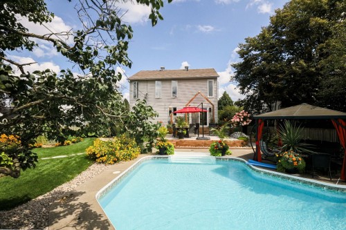 Cour - 149 Rue Joseph-Véronneau, Sainte-Julie, QC 