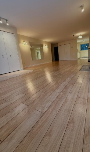 Salon - A-22 Av. Guindon, Saint-Sauveur, QC - Indoor Photo Showing Other Room
