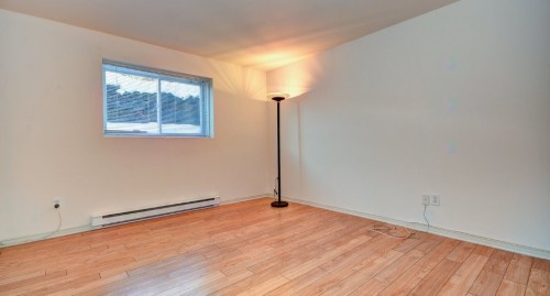 Chambre à coucher principale - A-22 Av. Guindon, Saint-Sauveur, QC - Indoor Photo Showing Other Room