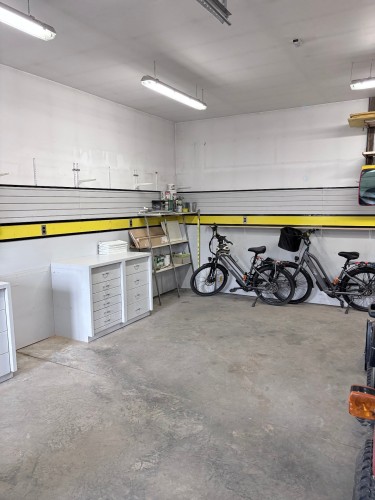 Garage - 106 Av. Gamache, Sept-Îles, QC - Indoor Photo Showing Garage