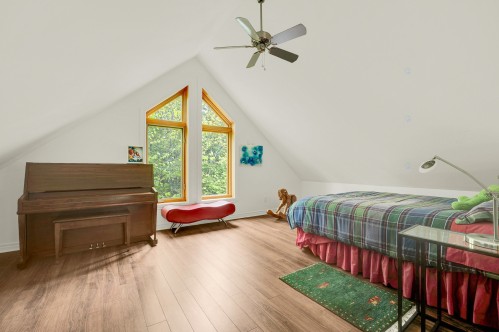 Mezzanine - 1535 Rue De La Cascatelle, Sainte-Adèle, QC 