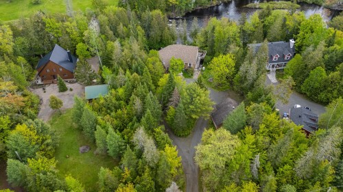 Photo aérienne - 1535 Rue De La Cascatelle, Sainte-Adèle, QC 