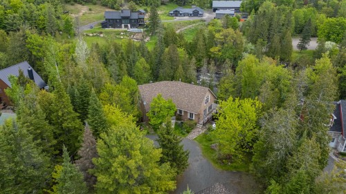 Photo aérienne - 1535 Rue De La Cascatelle, Sainte-Adèle, QC 