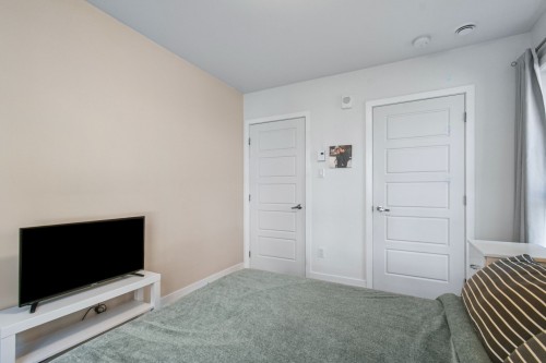 Chambre à coucher principale - 1932 Rue Émile-Martineau, Laval (Laval-Des-Rapides), QC - Indoor