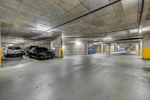 Garage - 1932 Rue Émile-Martineau, Laval (Laval-Des-Rapides), QC - Indoor Photo Showing Garage