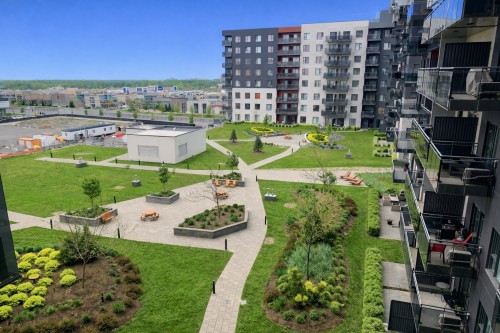 Terrasse - 1932 Rue Émile-Martineau, Laval (Laval-Des-Rapides), QC - Outdoor