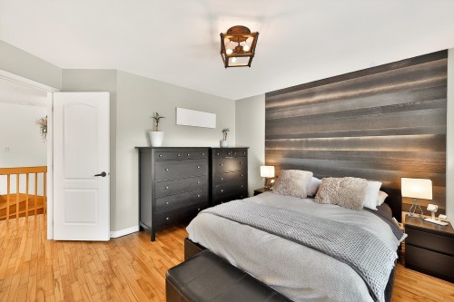 Chambre à coucher principale - 47 Rue Marcel-Vidal, Blainville, QC - Indoor Photo Showing Bedroom
