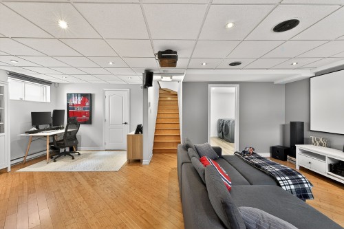 Salle familiale - 47 Rue Marcel-Vidal, Blainville, QC - Indoor