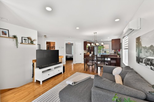 Salon - 47 Rue Marcel-Vidal, Blainville, QC - Indoor Photo Showing Living Room