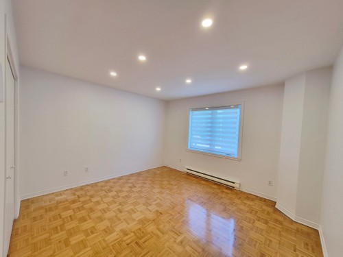 Master Bedroom - 8590 Rue Odessa, Brossard, QC 