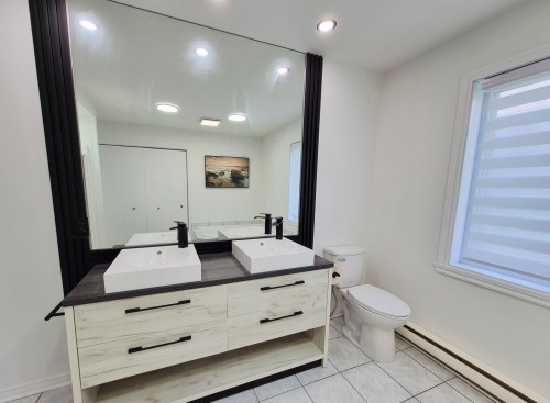 Bathroom - 8590 Rue Odessa, Brossard, QC 