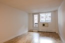 Salon - 320-4800 Boul. De Maisonneuve O., Westmount, QC 